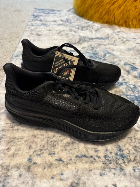 Brooks Other - Brooks Men's All-Black Gore-Tex Running Shoes
